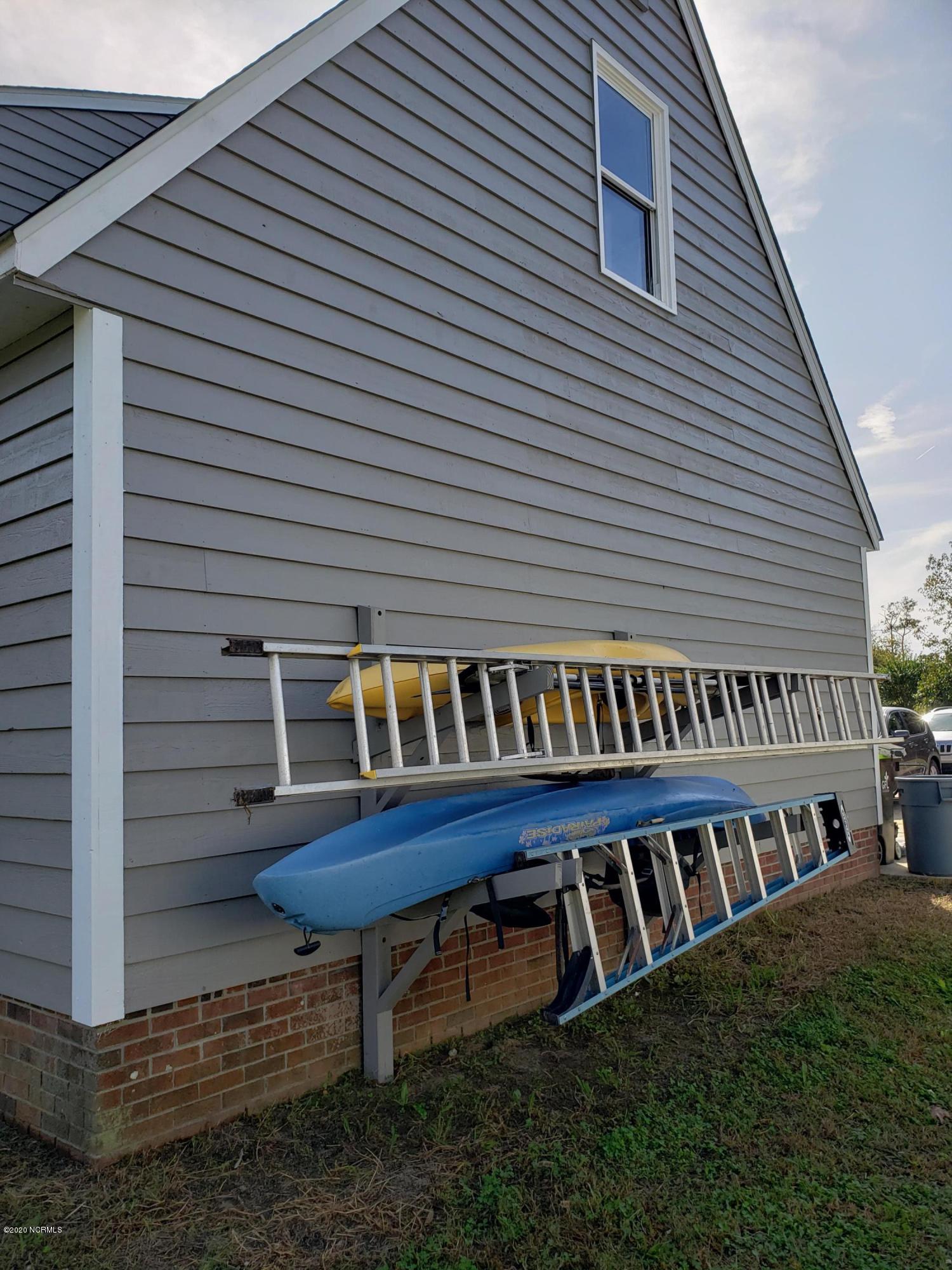 1806 Paulette Road Morehead City, NC 28557 - Photo 32 of 39 Ladders do not convey - but the kayaks do.