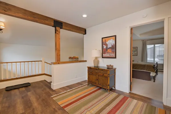 $1,725,000 | 1499 Forest Place, Mammoth Lakes, CA 93546