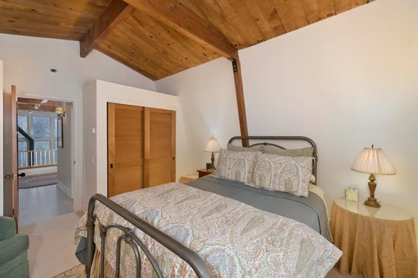 $1,725,000 | 1499 Forest Place, Mammoth Lakes, CA 93546