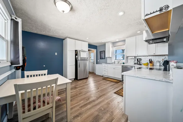 $268,100 | 70118 Highway 131, White Pigeon, MI 49099