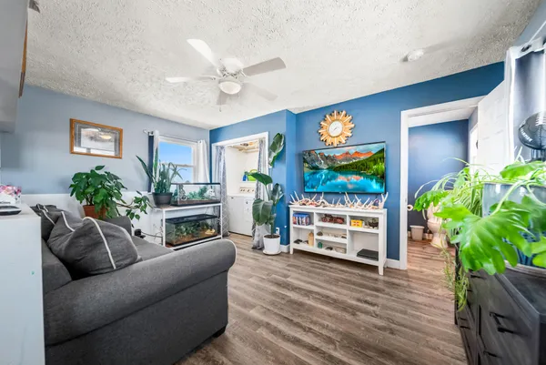 $254,000 | 70118 Highway 131, White Pigeon, MI 49099