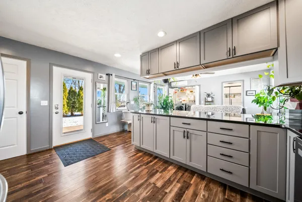 $254,000 | 70118 Highway 131, White Pigeon, MI 49099