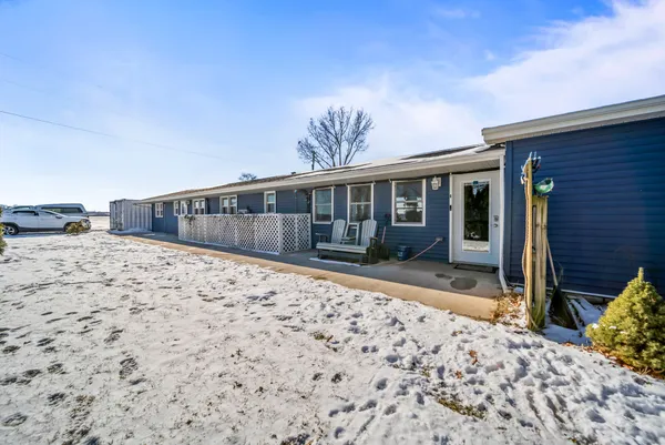 $254,000 | 70118 Highway 131, White Pigeon, MI 49099