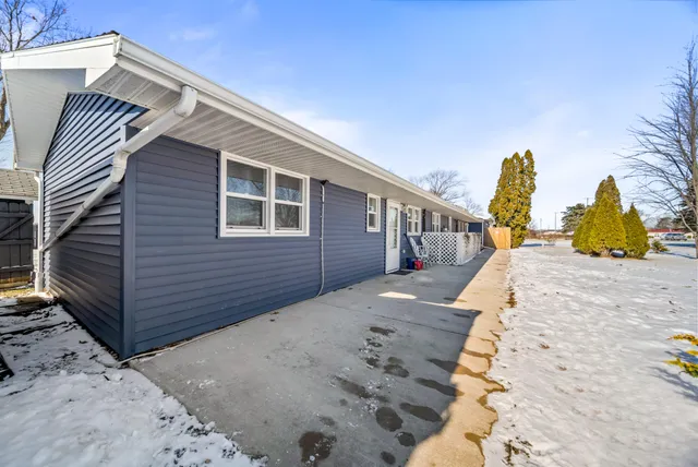 $268,100 | 70118 Highway 131, White Pigeon, MI 49099