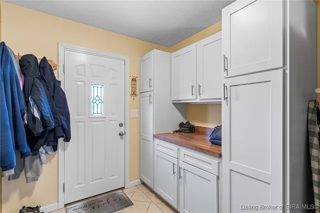 $475,000 | 10605 West Sr 56, Lexington, IN 47138