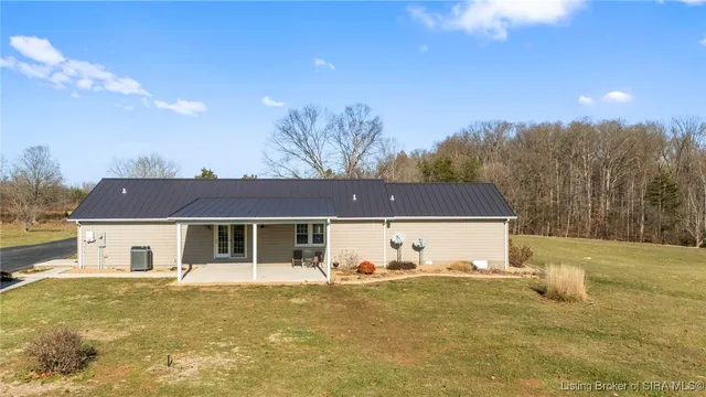 $475,000 | 10605 West Sr 56, Lexington, IN 47138