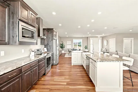 $875,000 | 38330 East 147th Place, Keenesburg, CO 80643