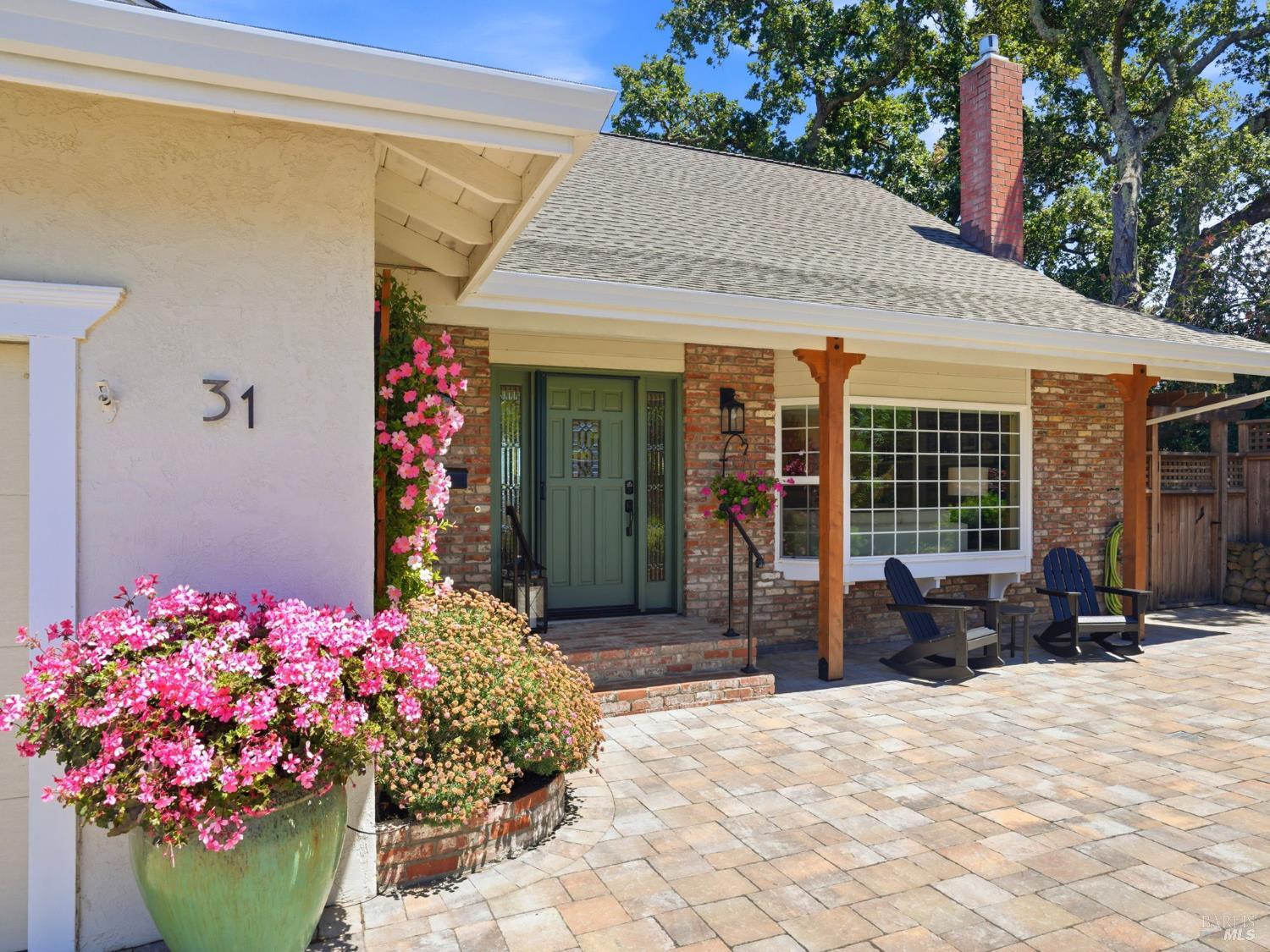 31 Roca Court Novato, CA 94947 - Photo 2 of 55