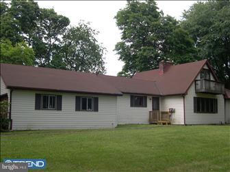194 Kirk Road Marcus Hook, PA 19061 - Photo 1 of 5 Gallery Image 1