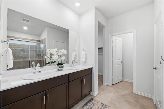 a view of a workspace with furniture