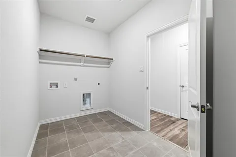 $435,000 | 10424 Colina Drive, Fort Worth, TX 76126