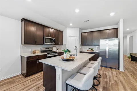 $435,000 | 10424 Colina Drive, Fort Worth, TX 76126