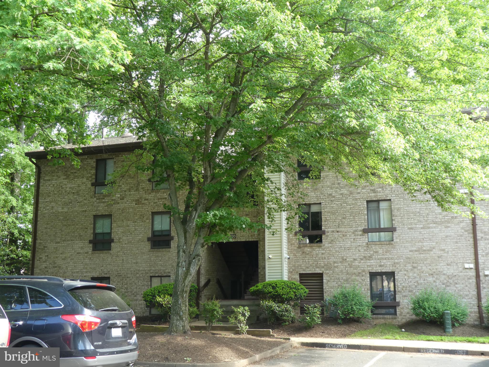 2220 Castle Rock Square, Unit 1B Reston, VA 20191 - Photo 1 of 36 Blg 2220, Unit 1B has one reserved Pkg Sp # 67