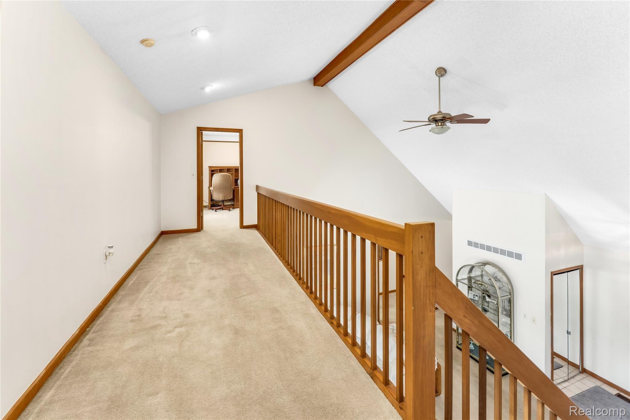 21565 Hall Road Trenton, MI 48183 - Photo 19 of 42 LOFT