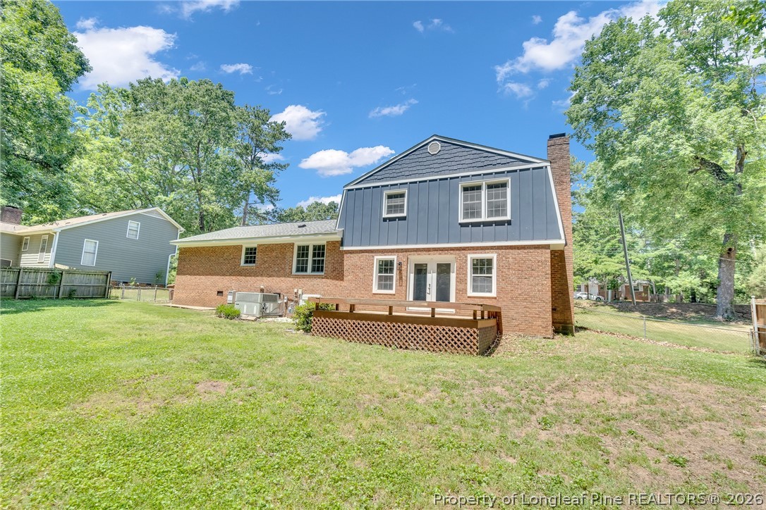 610 Southeast Maynard Road Cary, NC 27511 - Photo 5 of 27 Gallery Image 5