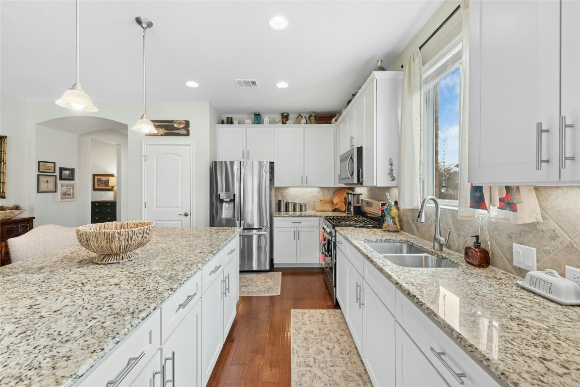 704 Archer Lane Georgetown, TX 78633 - Photo 8 of 40 Kitchen