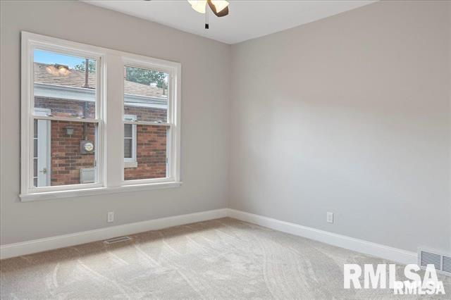 2510 East Keys Avenue Springfield, IL 62702 - Photo 12 of 31