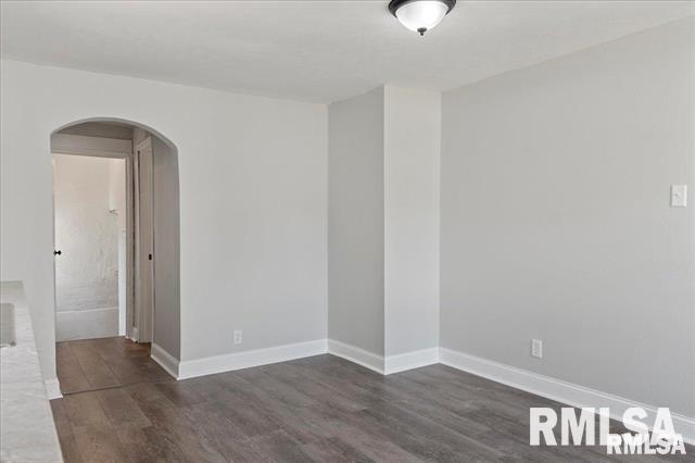 2510 East Keys Avenue Springfield, IL 62702 - Photo 10 of 31