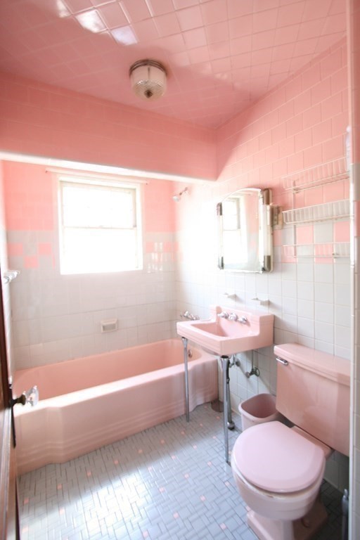 62-64 Governor Winthrop Road Somerville, MA 02145 - Photo 14 of 24 Gallery Image 14