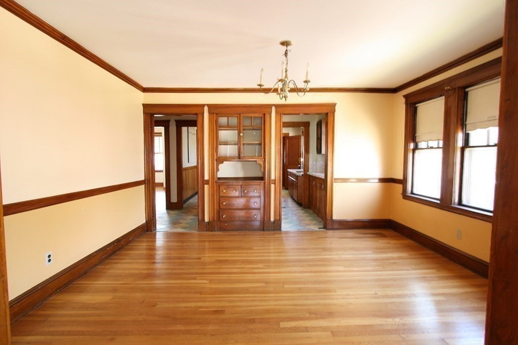62-64 Governor Winthrop Road Somerville, MA 02145 - Photo 10 of 24 Gallery Image 10