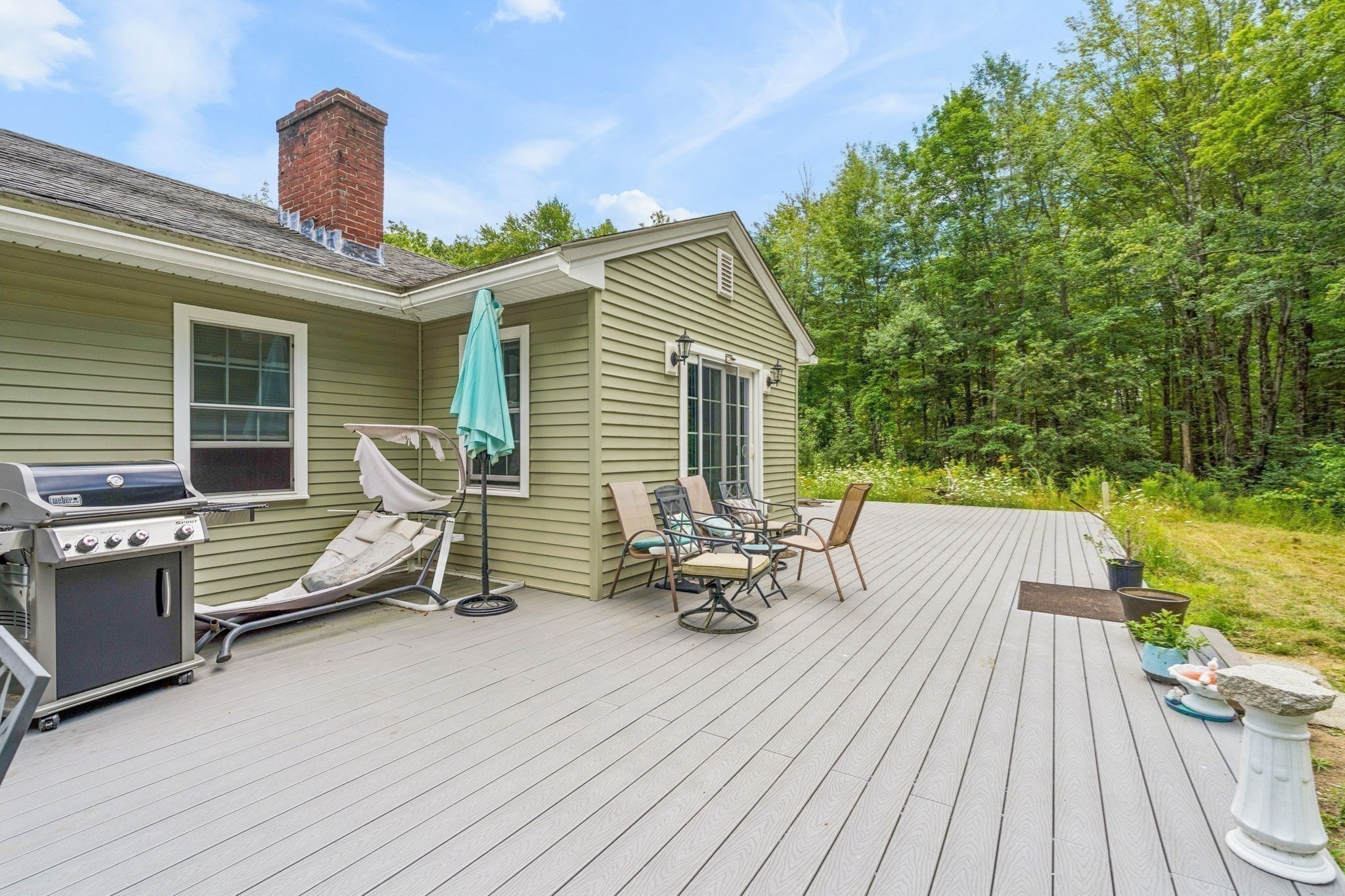 811 Chase Road Lunenburg, MA 01462 - Photo 17 of 23 Gallery Image 17