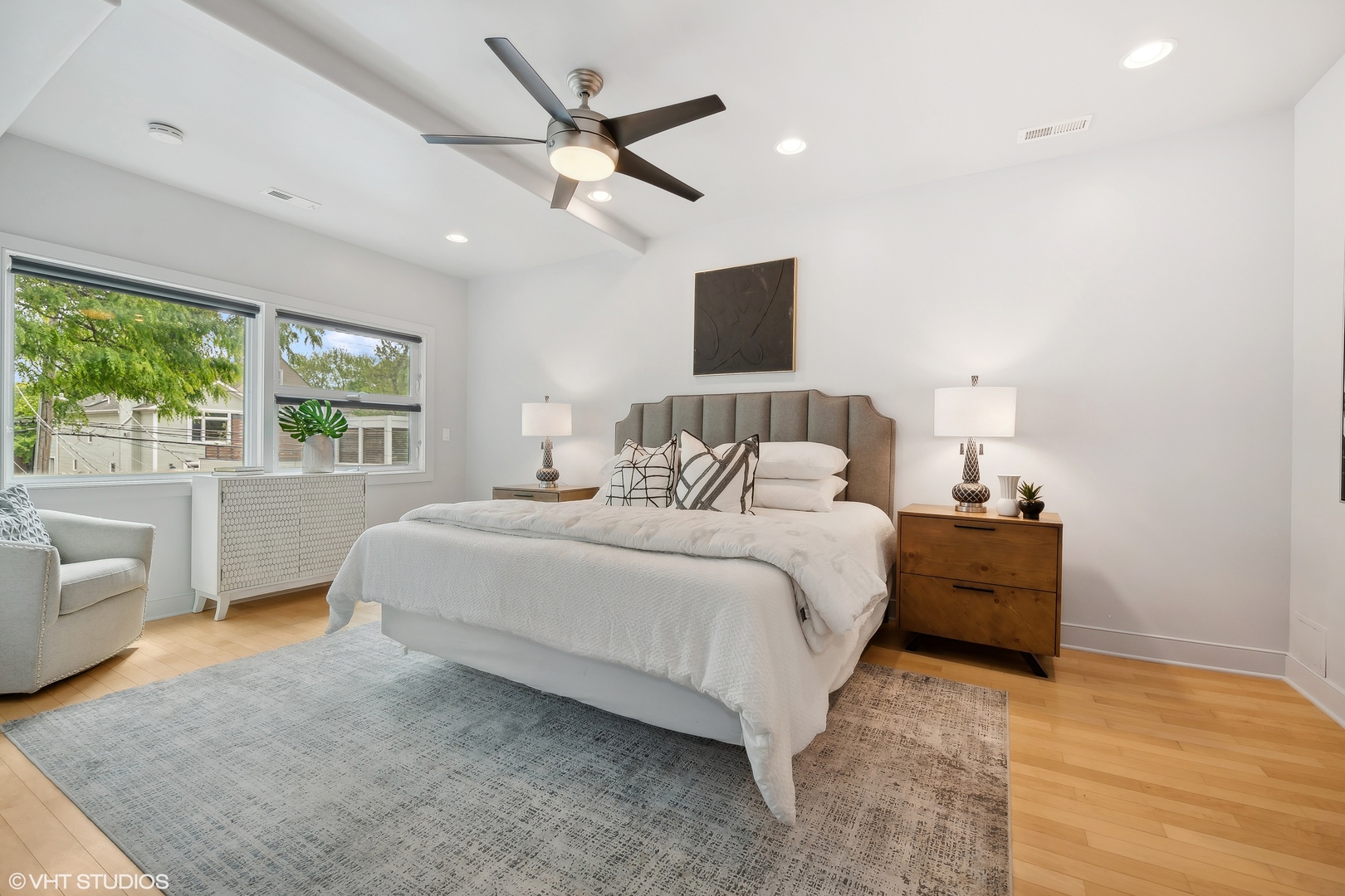 4159 North Bell Avenue Chicago, IL 60618 - Photo 18 of 42 a bed room with a bed and a couch