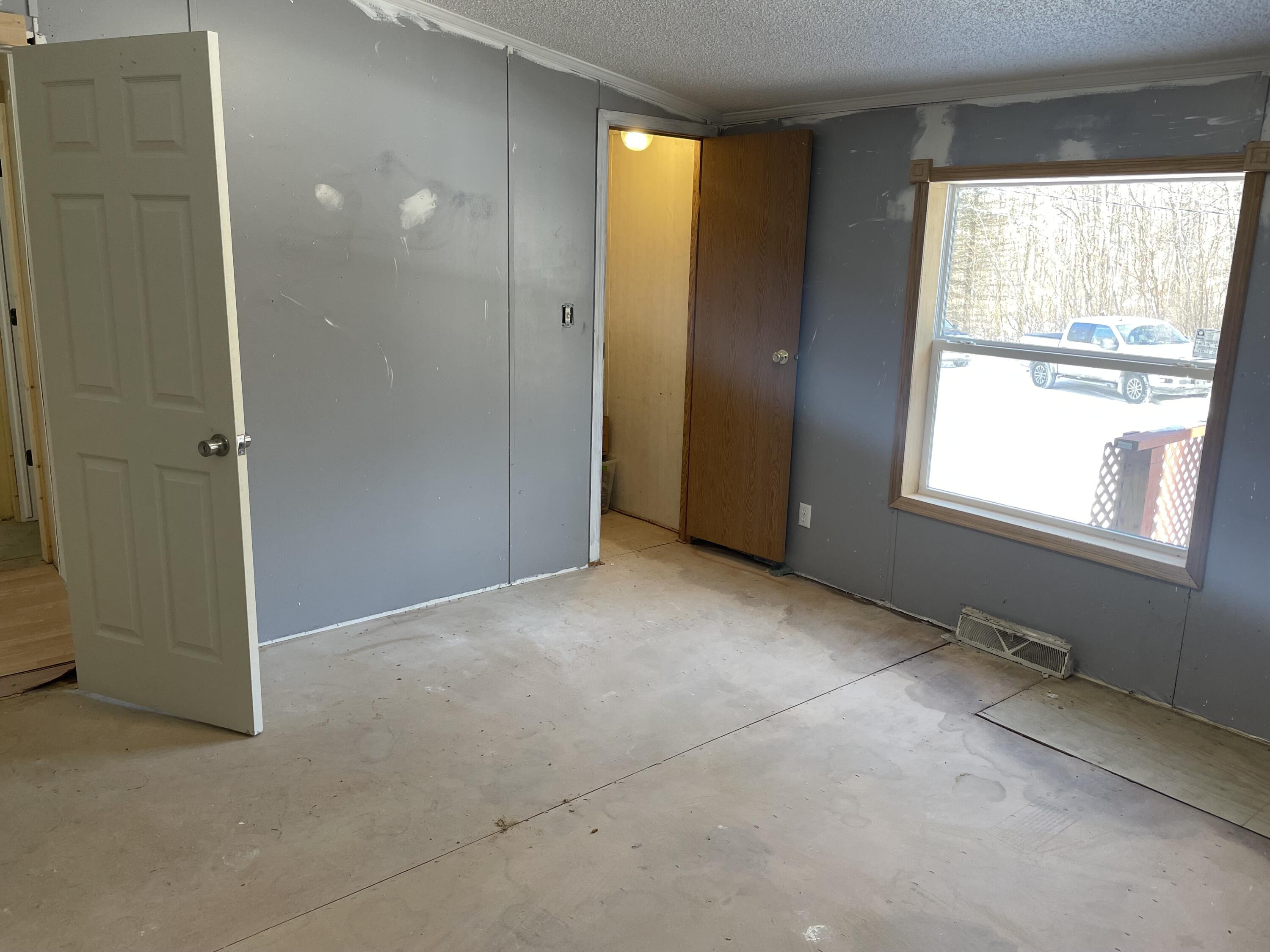 2625 Hannah Road Remus, MI 49340 - Photo 24 of 39 IMG_3264