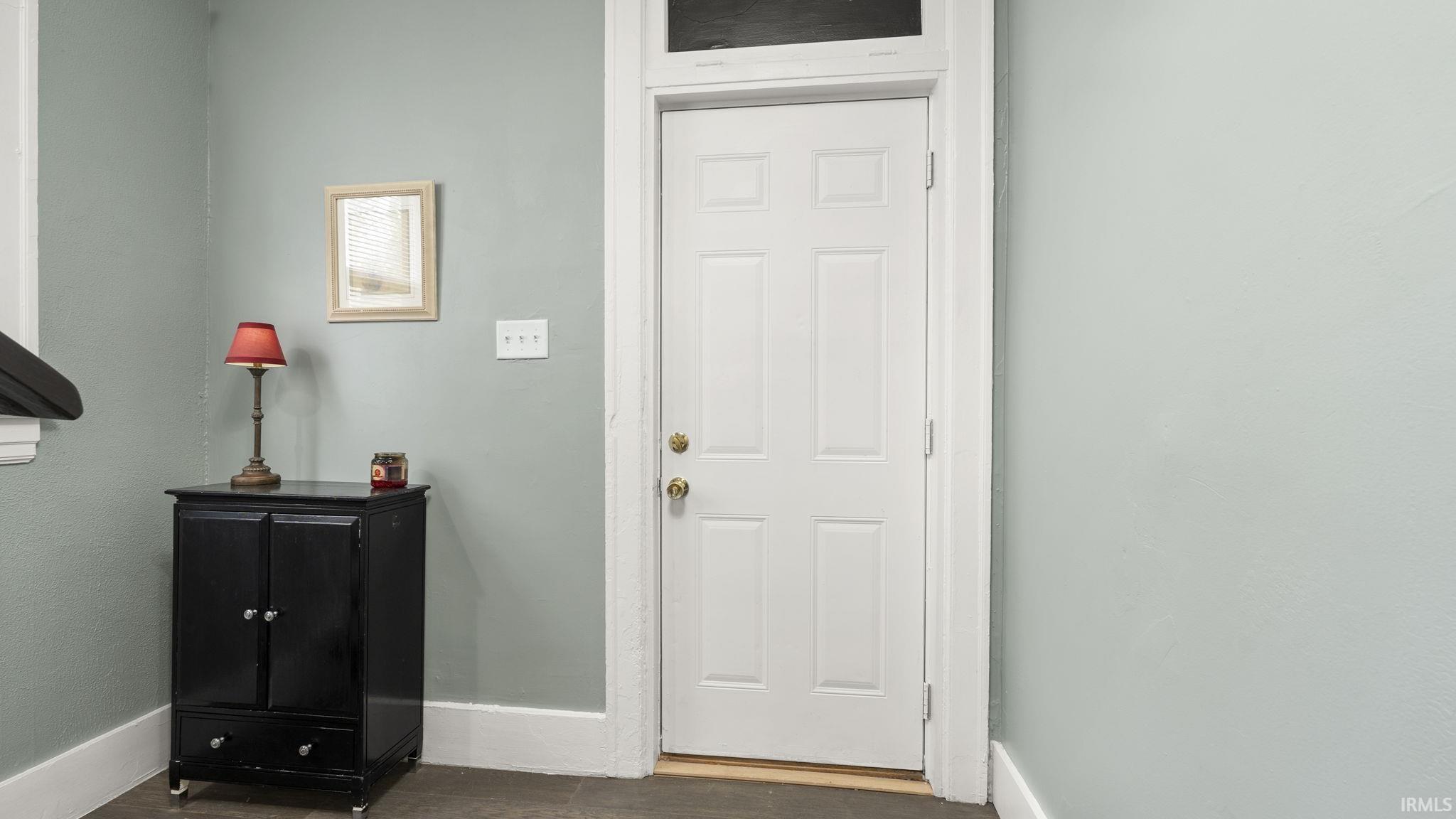 1018 Loree Street Fort Wayne, IN 46805 - Photo 11 of 33