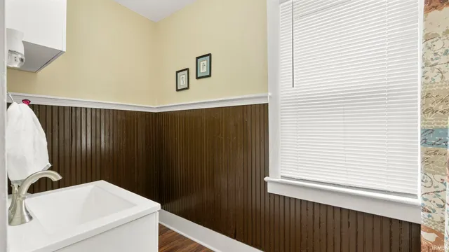 $183,900 | 1018 Loree Street, Fort Wayne, IN 46805