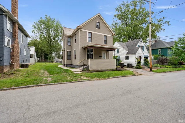 $183,900 | 1018 Loree Street, Fort Wayne, IN 46805