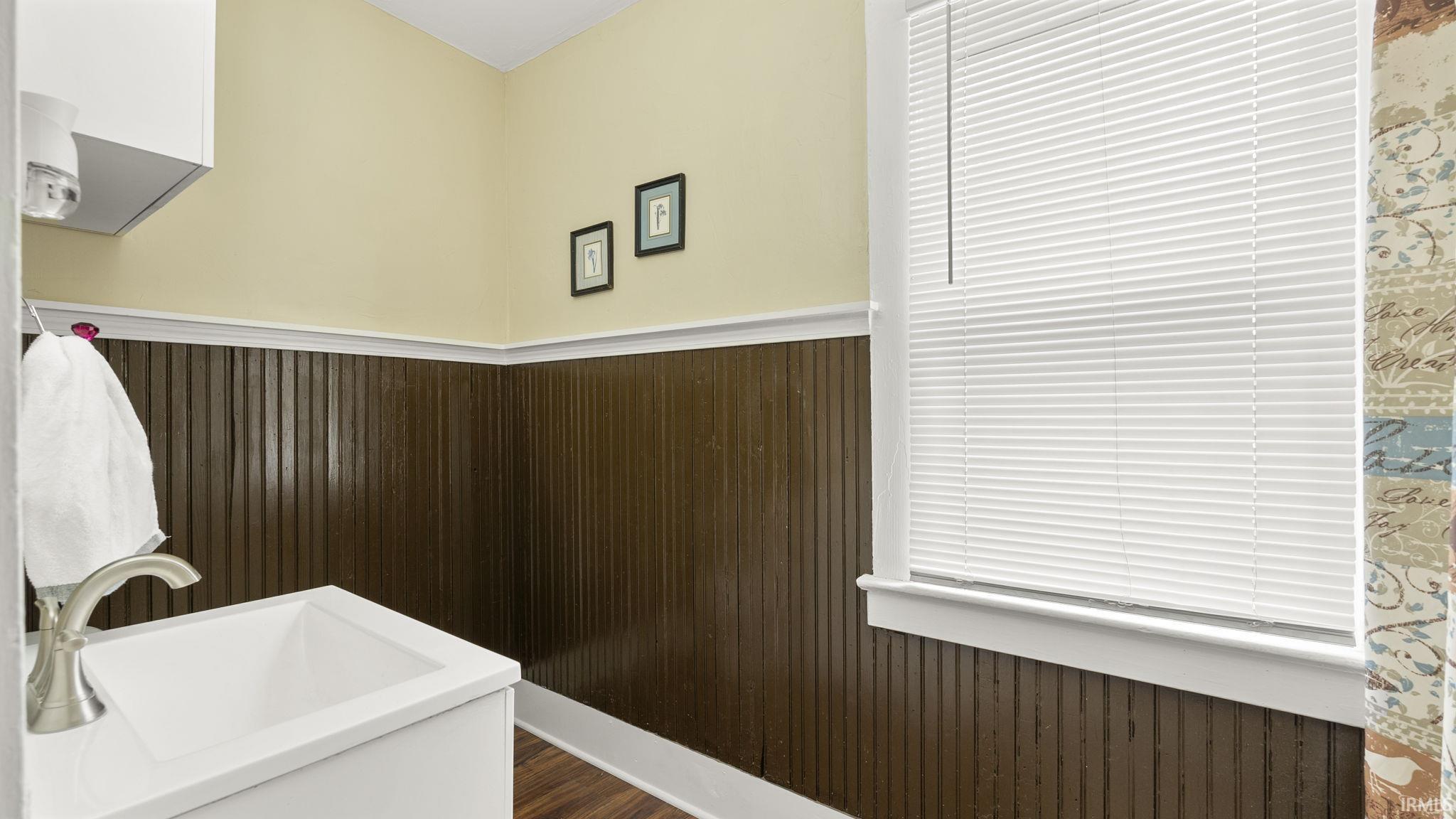 1018 Loree Street Fort Wayne, IN 46805 - Photo 21 of 33