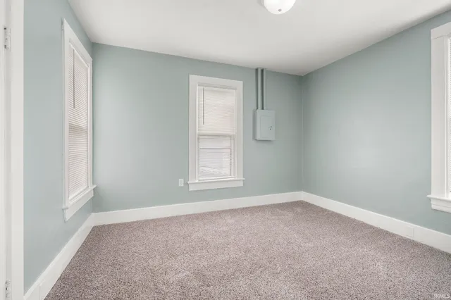 $183,900 | 1018 Loree Street, Fort Wayne, IN 46805