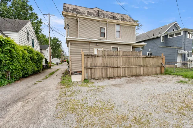 $183,900 | 1018 Loree Street, Fort Wayne, IN 46805