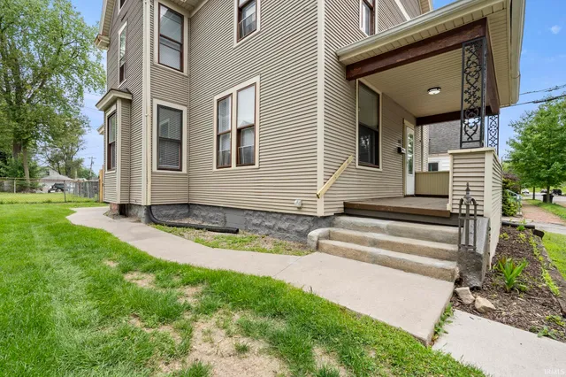 $183,900 | 1018 Loree Street, Fort Wayne, IN 46805