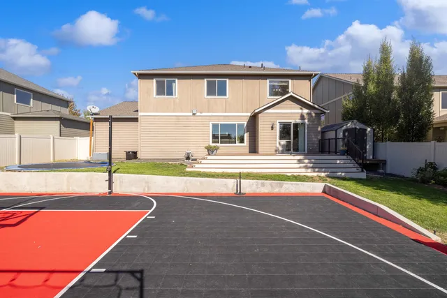 $799,950 | 17710 East Daystar Road, Greenacres, WA 99016