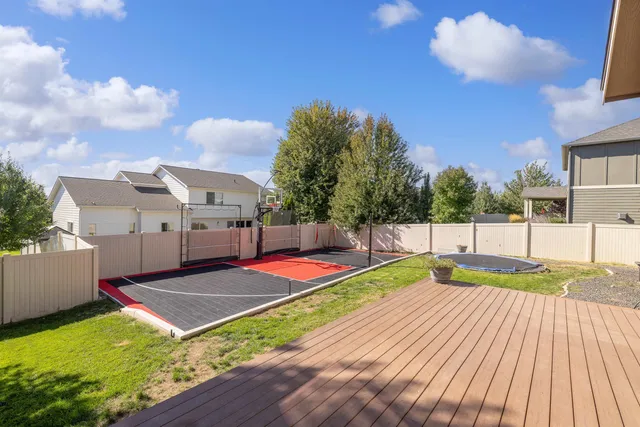 $799,950 | 17710 East Daystar Road, Greenacres, WA 99016