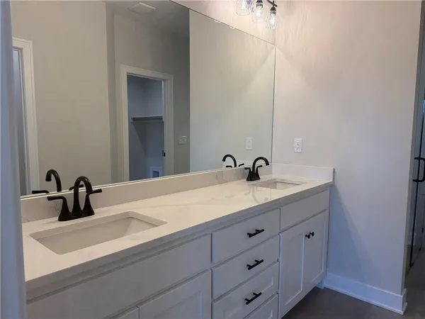 $642,500 | 31501 West 86th Street, De Soto, KS 66018