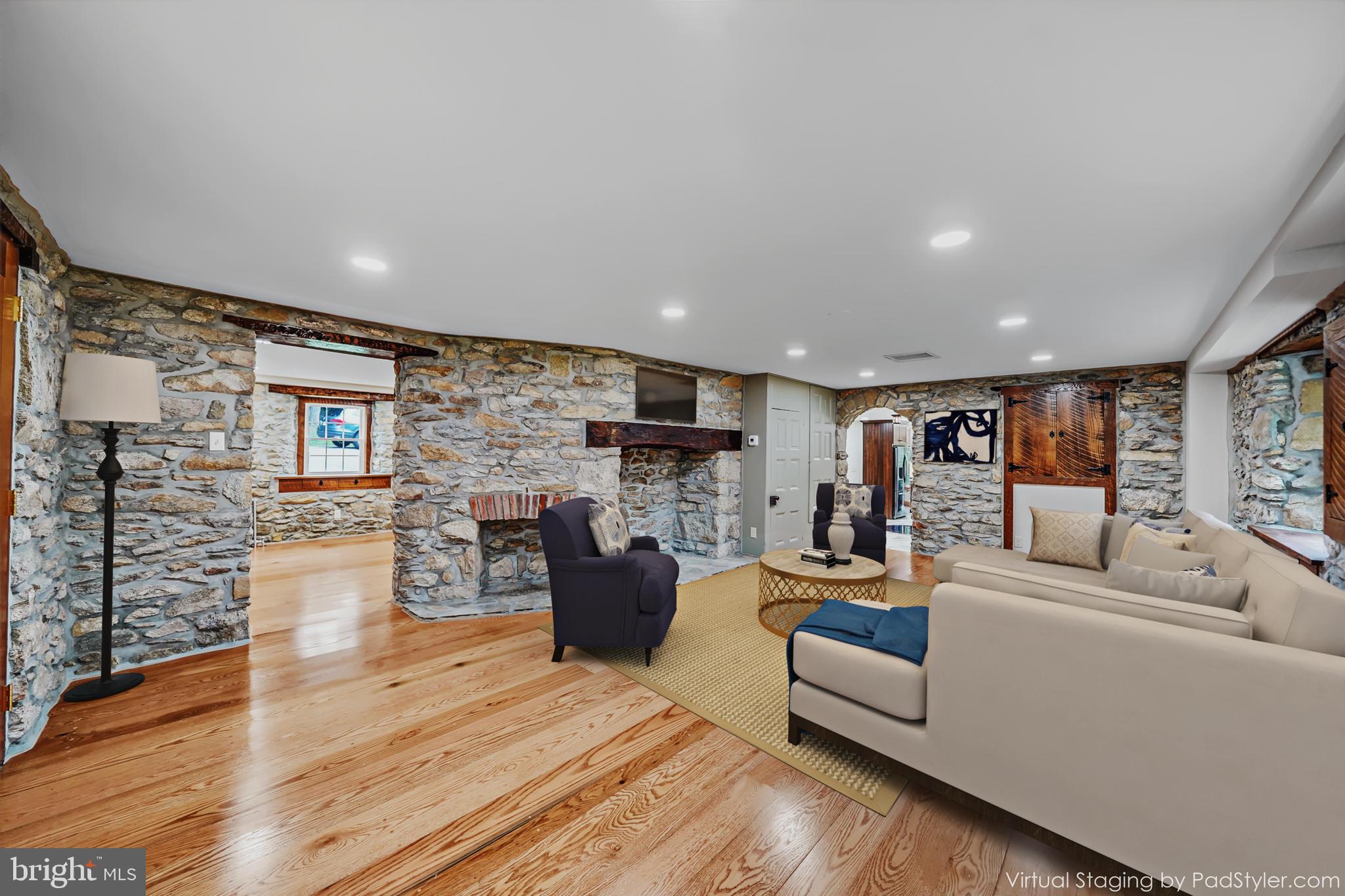 349 Corner Ketch Road Downingtown, PA 19335 - Photo 25 of 69 Living Room virtually staged