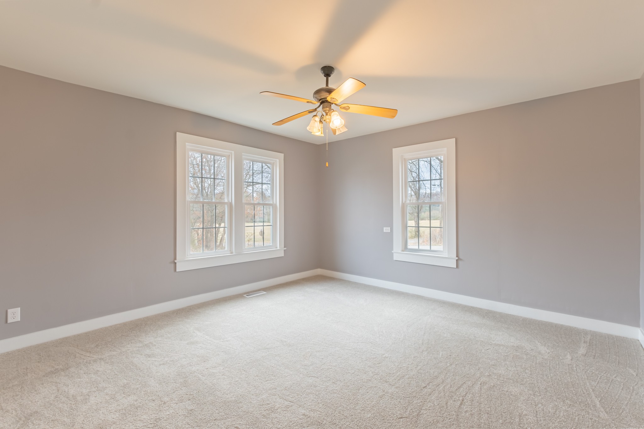 1322 Marble Hill Road Winchester, TN 37398 - Photo 11 of 32 an empty room with windows and fan