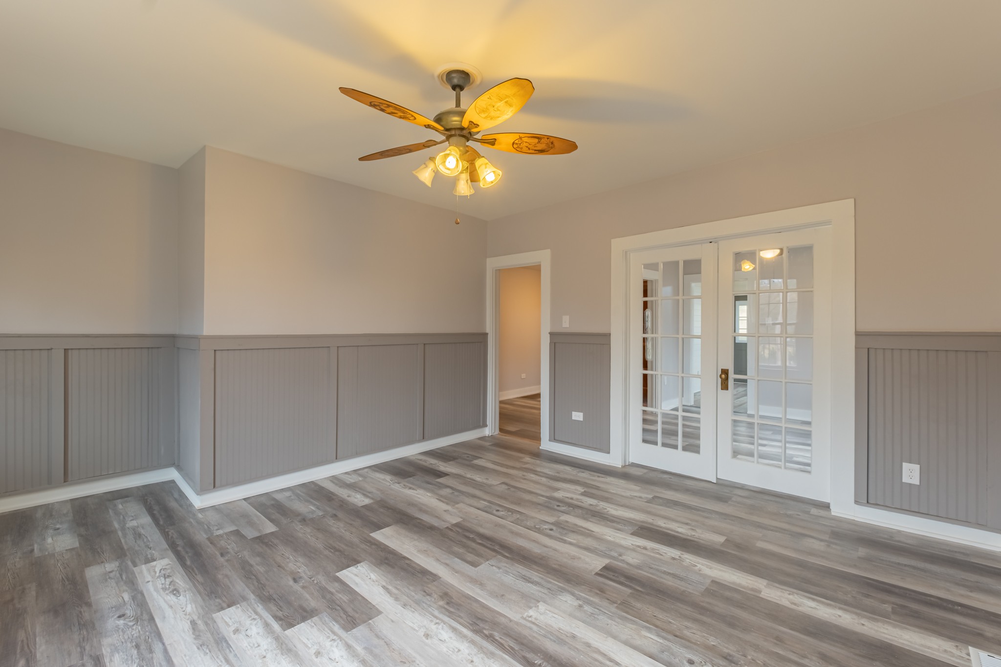 1322 Marble Hill Road Winchester, TN 37398 - Photo 4 of 32 a view of empty room with wooden floor and window