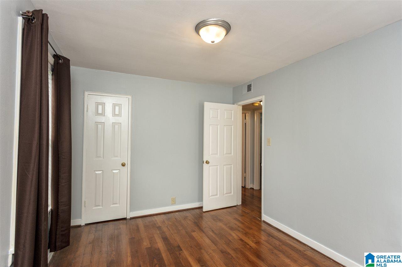 207 Fox Hall Road, Unit 207B Mountain Brook, AL 35213 - Photo 11 of 16