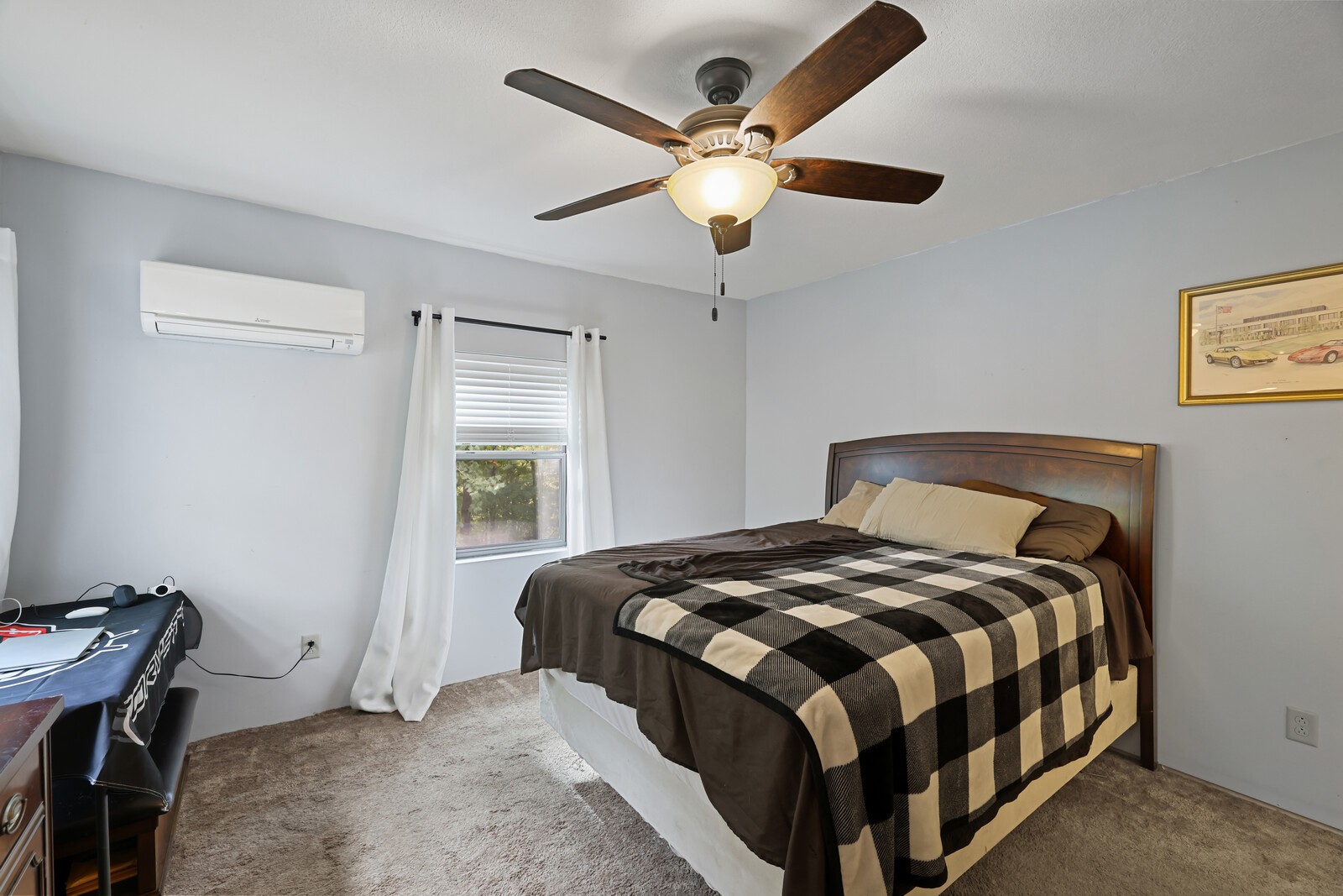 569 Moreland Road Manchester, TN 37355 - Photo 21 of 47 a bedroom with a bed and a window