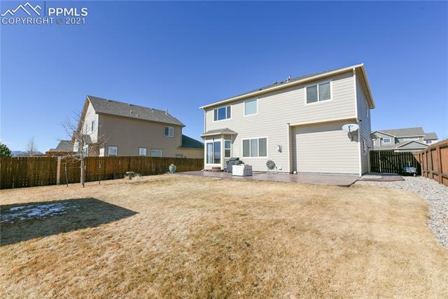 7058 Red Cardinal Loop Colorado Springs, CO 80908 - Photo 5 of 47 Gallery Image 5