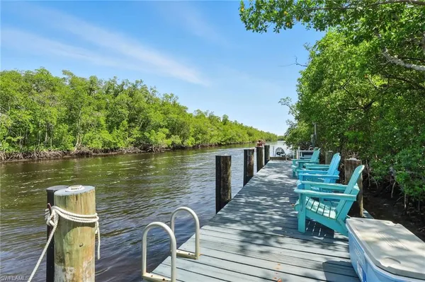 $1,100,000 | 936 Panther Creek Lane, Everglades City, FL 34139