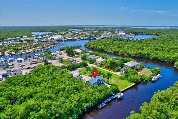 $1,100,000 | 936 Panther Creek Lane, Everglades City, FL 34139