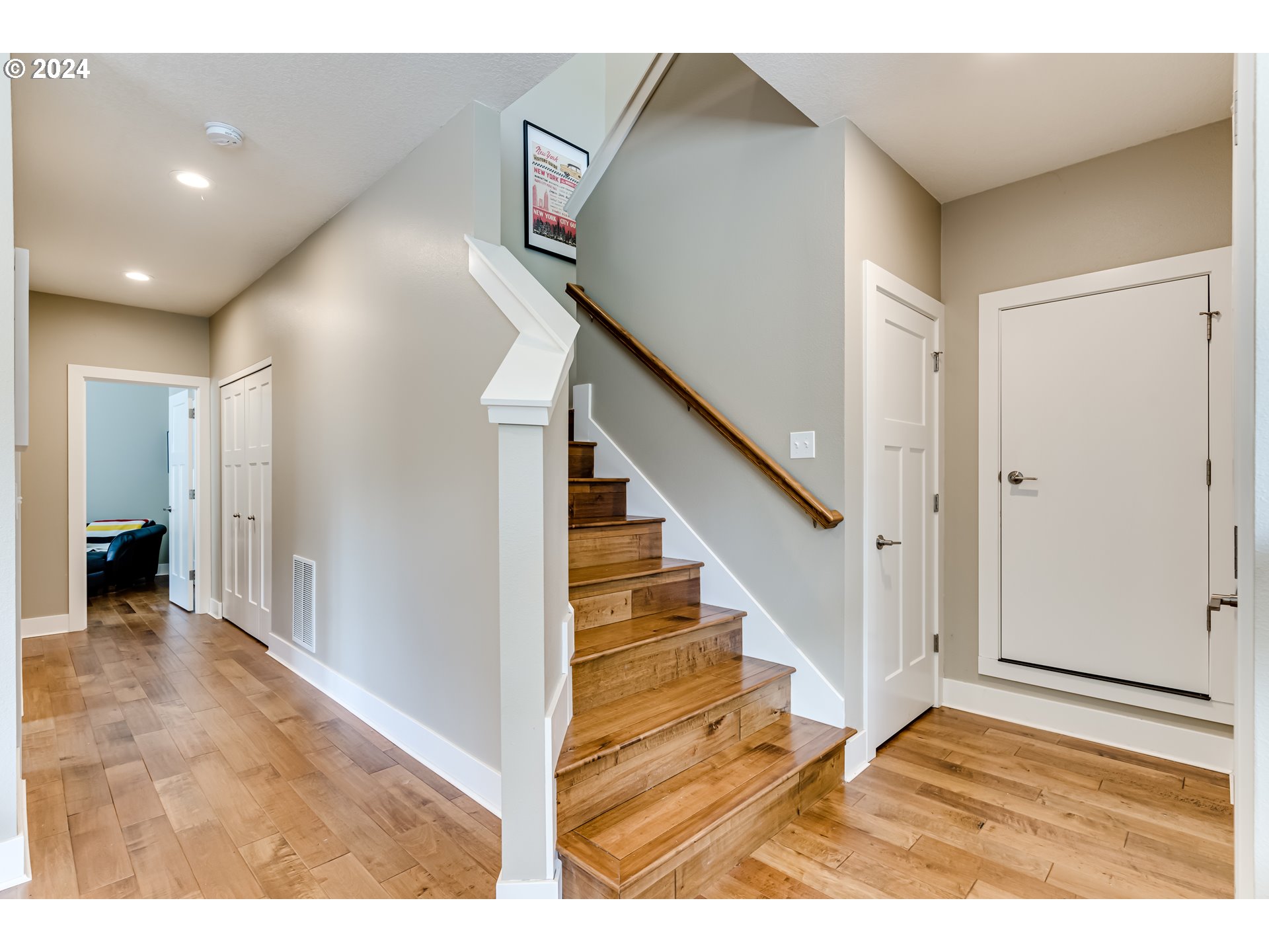 3278 Timberline Drive Eugene, OR 97405 - Photo 22 of 41 a view of entryway and hall with wooden floor