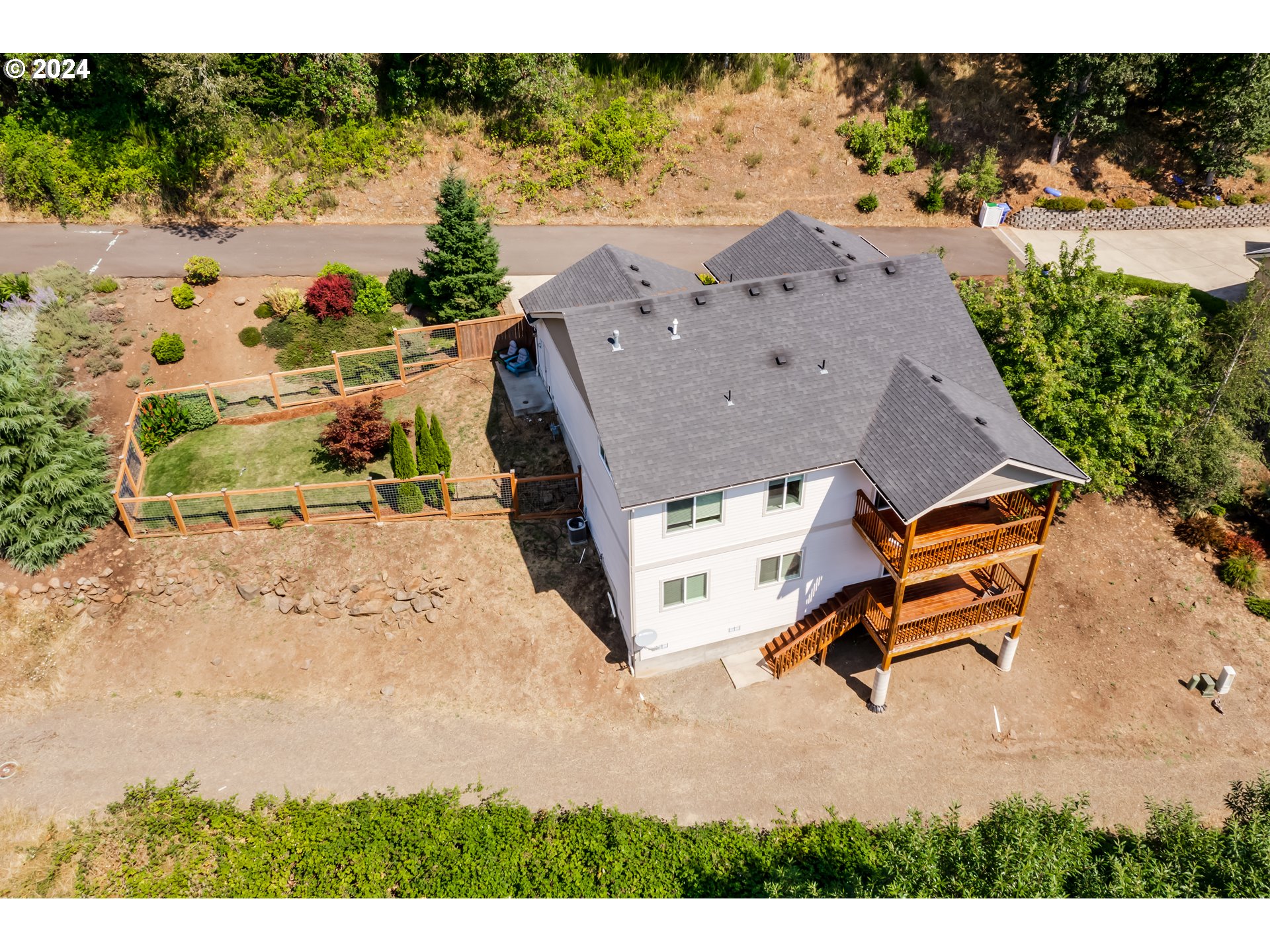 3278 Timberline Drive Eugene, OR 97405 - Photo 40 of 41 an aerial view of a house with a yard