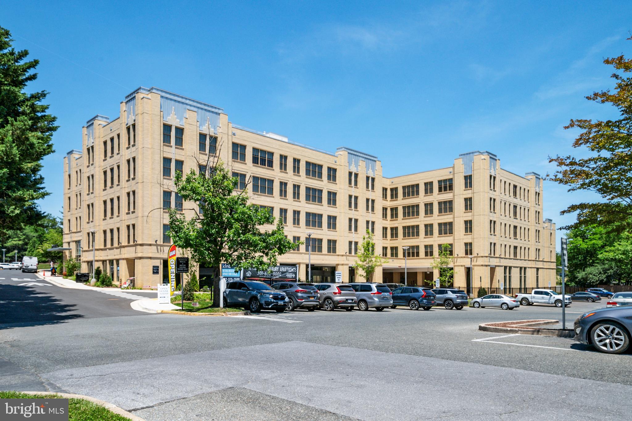 10339 Old Georgetown Road, Unit 201 Bethesda, MD 20814 - Photo 35 of 41