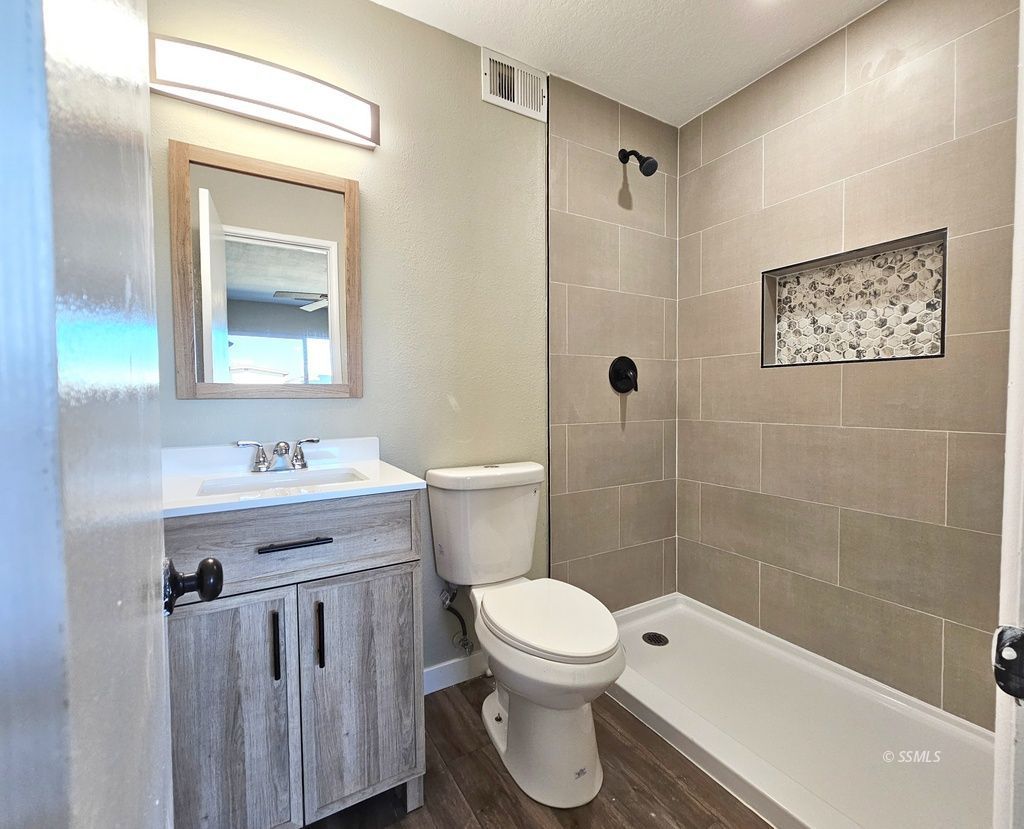 612 Weiman Avenue Ridgecrest, CA 93555 - Photo 21 of 28 Gallery Image 21