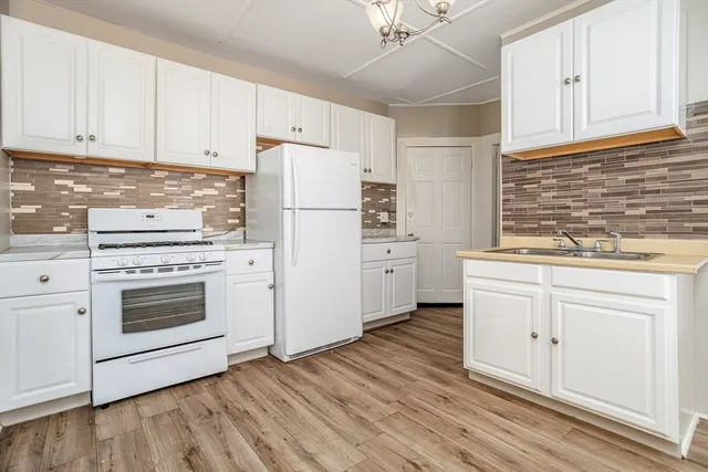 $899,900 | 131 5th Street, Leominster, MA 01453